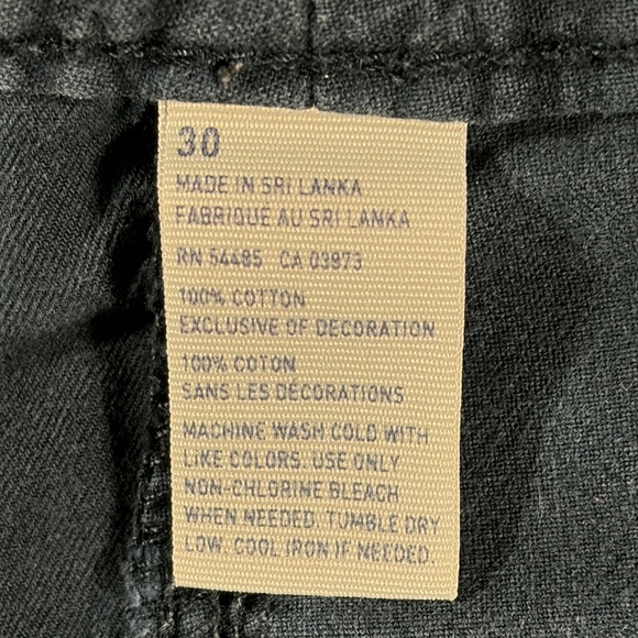 American Eagle mens navy blue Classic flat front 9.5" chino shorts - size 30 - Picture 7 of 11